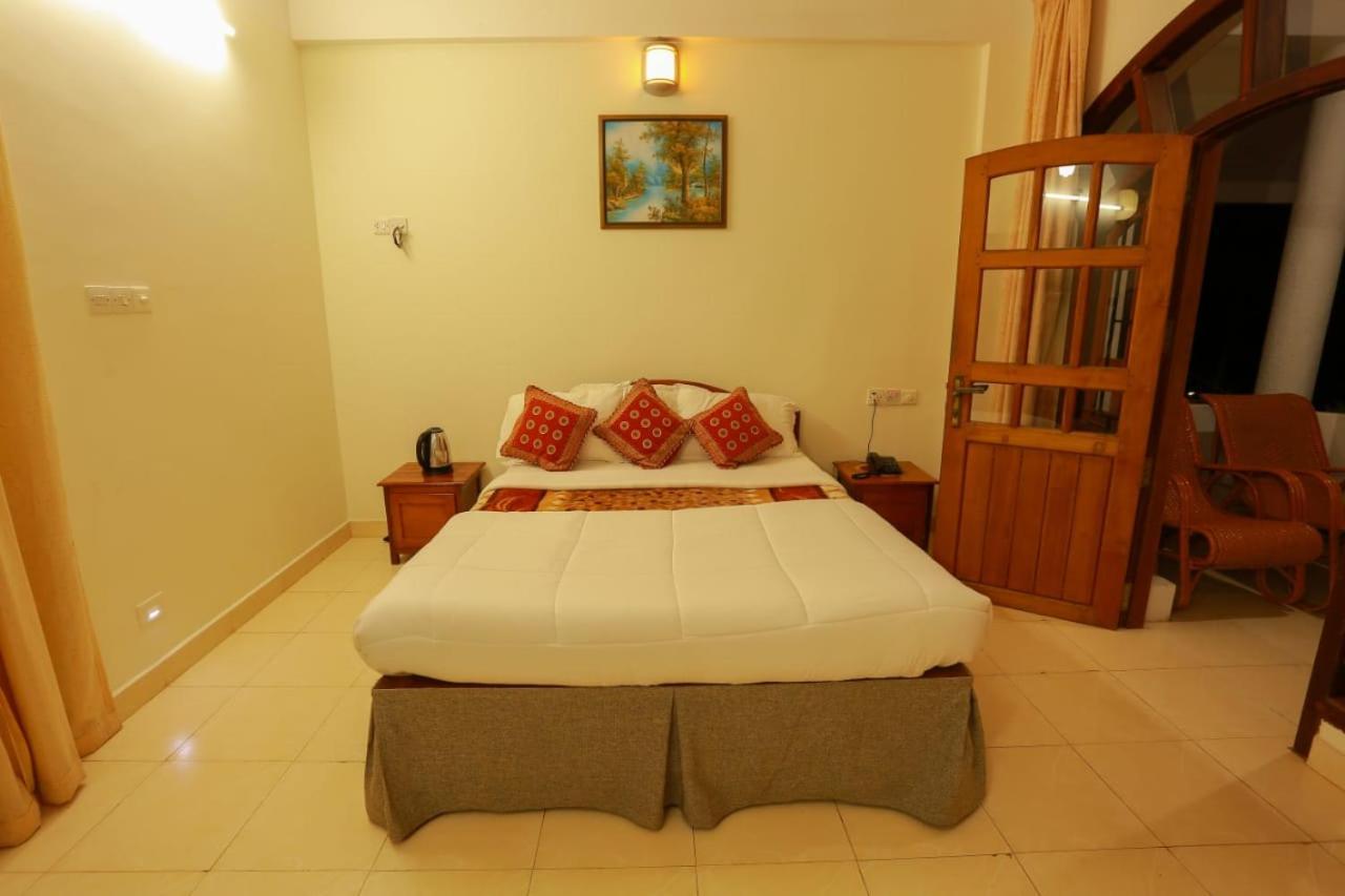 The Sanctum Spring Beach Resort Varkala Exteriör bild