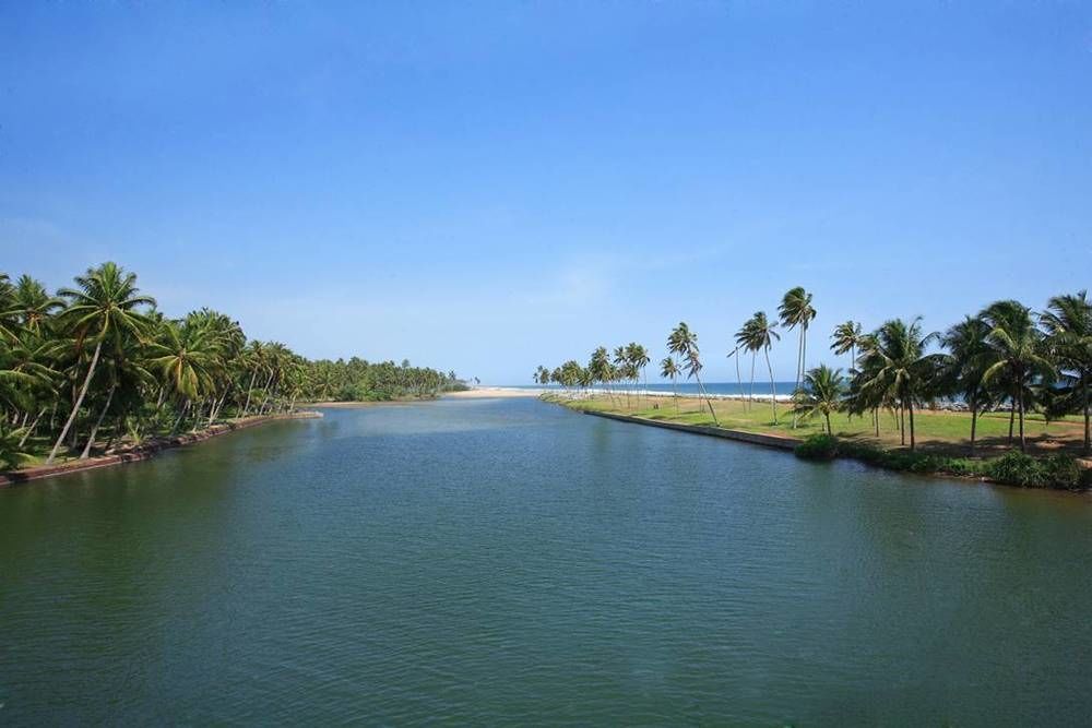 The Sanctum Spring Beach Resort Varkala Exteriör bild